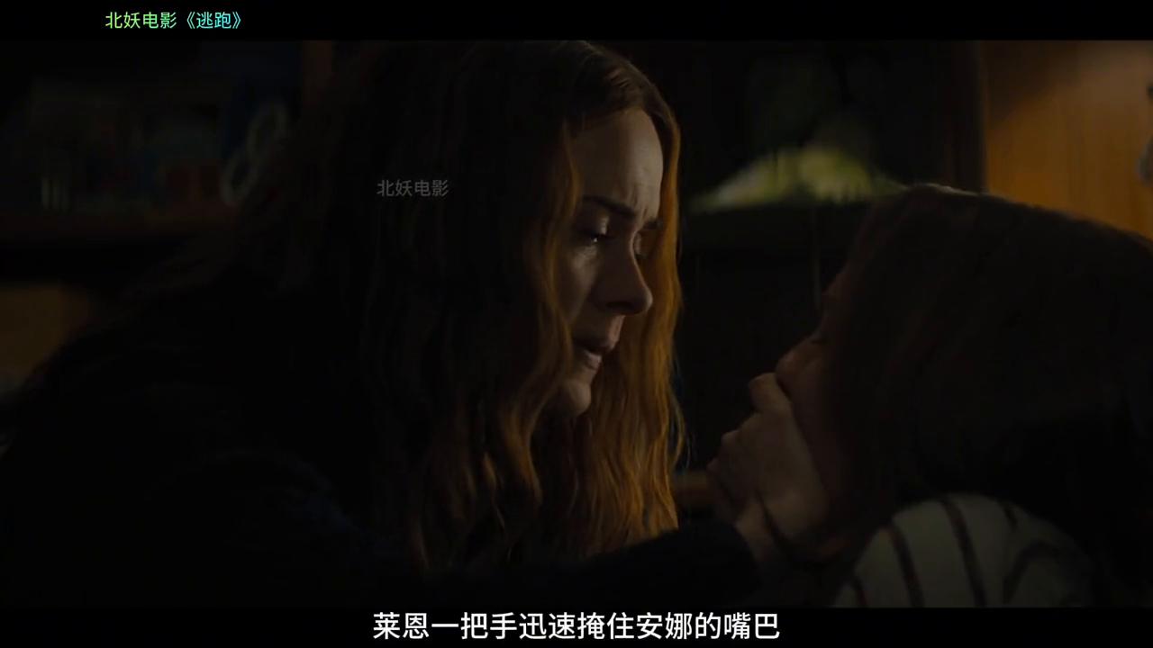 狠心母亲为占有女儿，用狗药物治废女儿双腿#影视解说