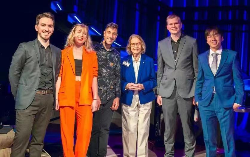 华裔中大奖最新,华人世界级大奖