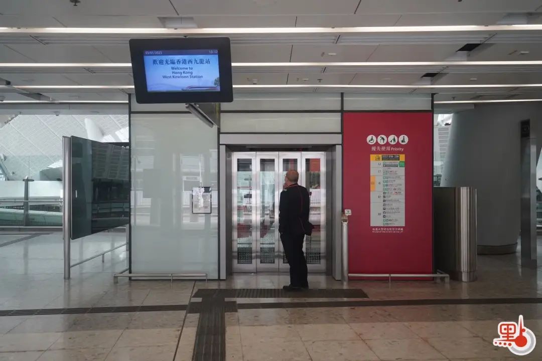 落马洲口岸今天过关情况,落马洲24小时通关