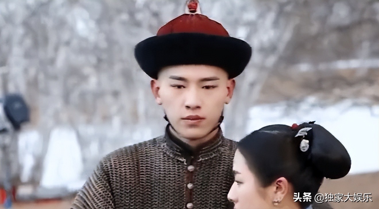 为什么只拍上半身,为什么只拍上半身镜头往下移