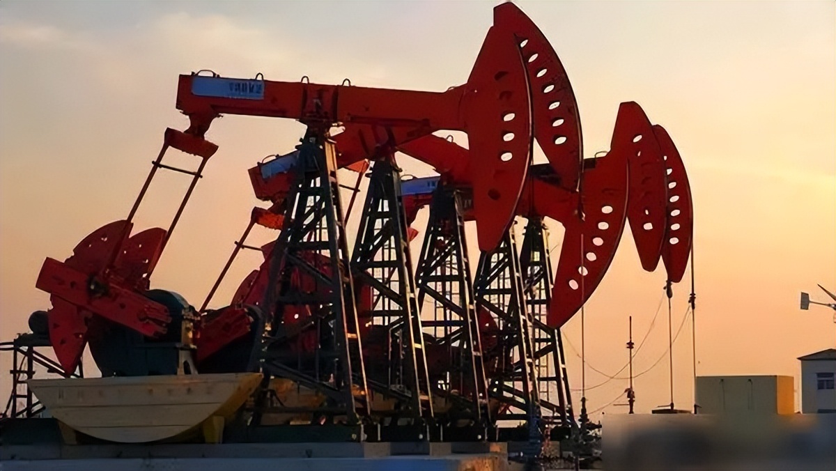 卡塔尔世界杯投资多少,卡塔尔世界杯投资2200亿什么概念