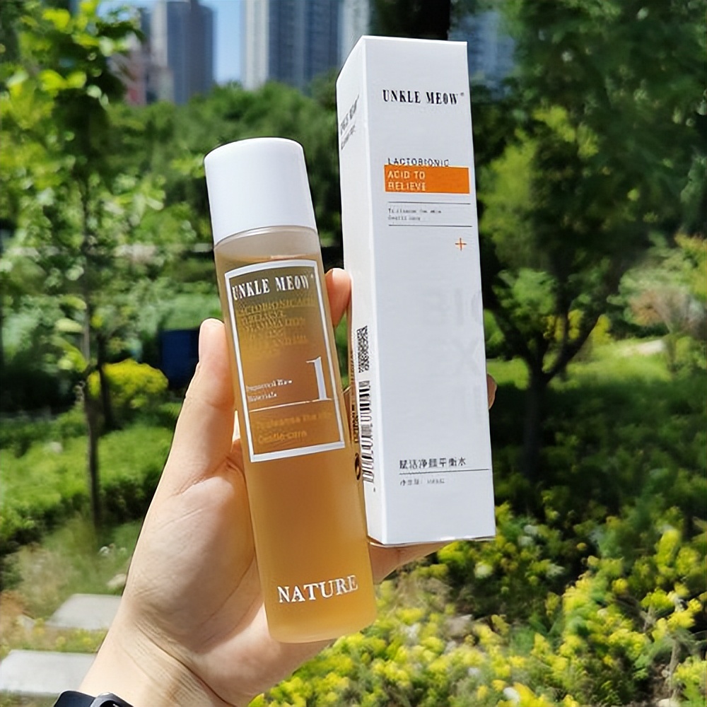 毛孔粗大如何改善用什么护肤品,男士皮肤粗糙毛孔粗大改善方法