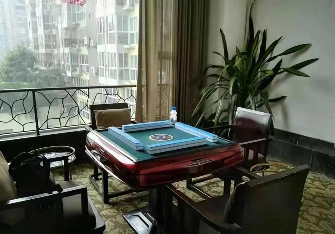 51岁阿姨醉酒后被带走并注射了*药春**，后来我心情不好，你也好不了