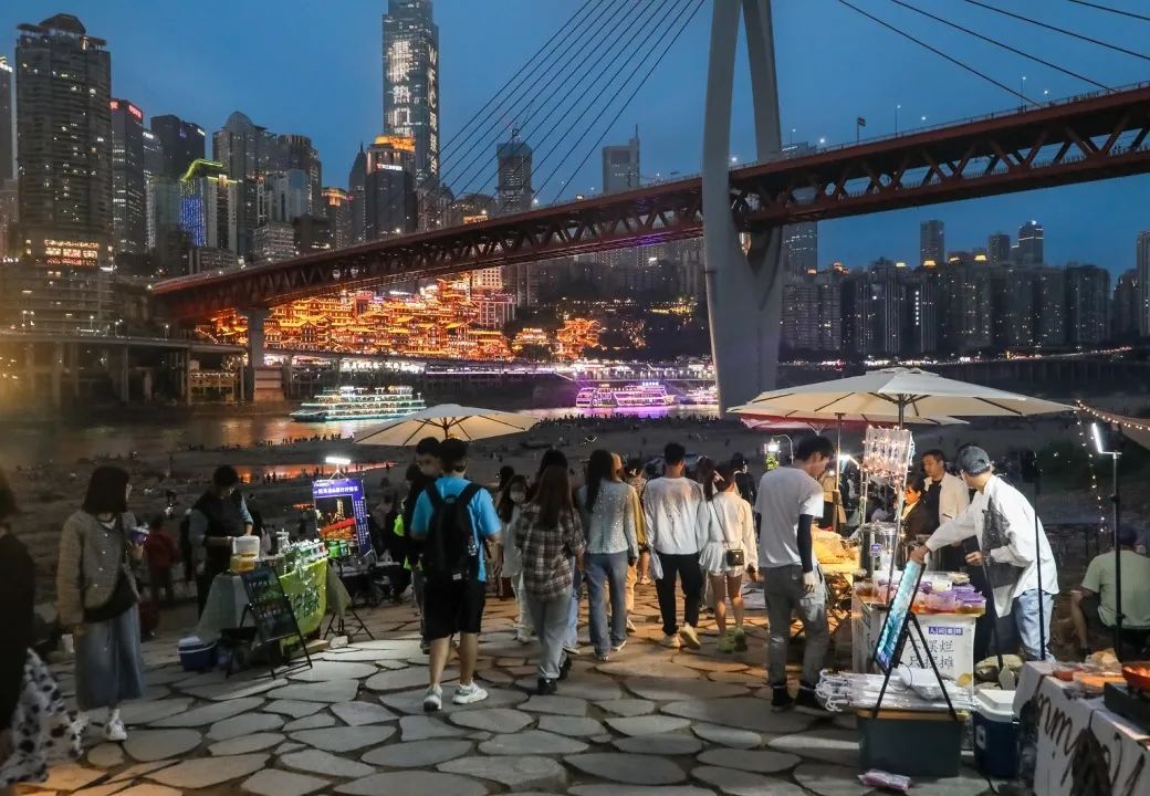 这种精彩来夜色江北体验吧