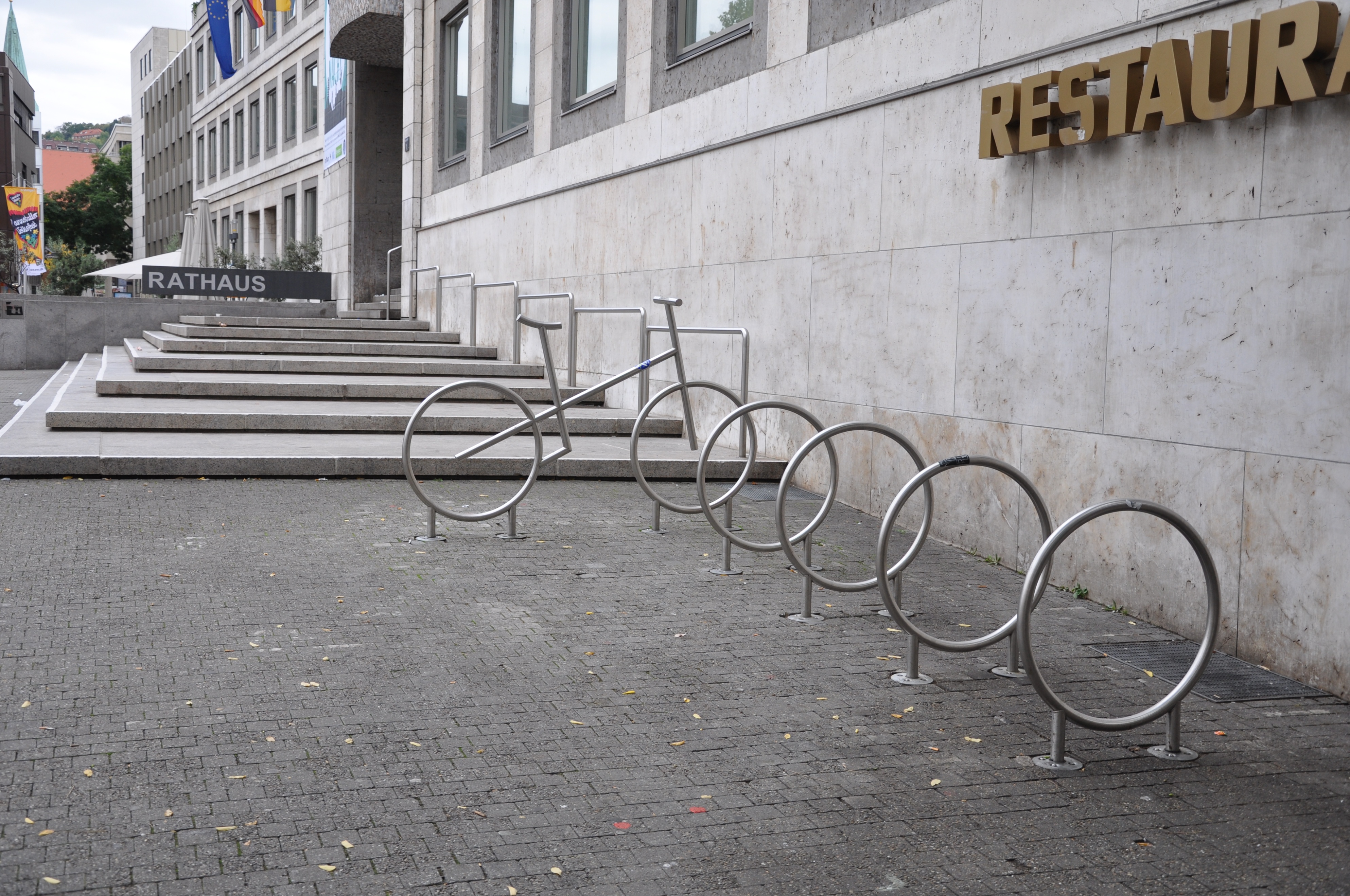 奔驰博物馆斯图加特,斯图加特保时捷展览馆