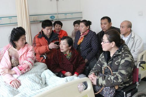 小孩脚疼是骨癌的征兆,11岁男孩患上严重骨癌