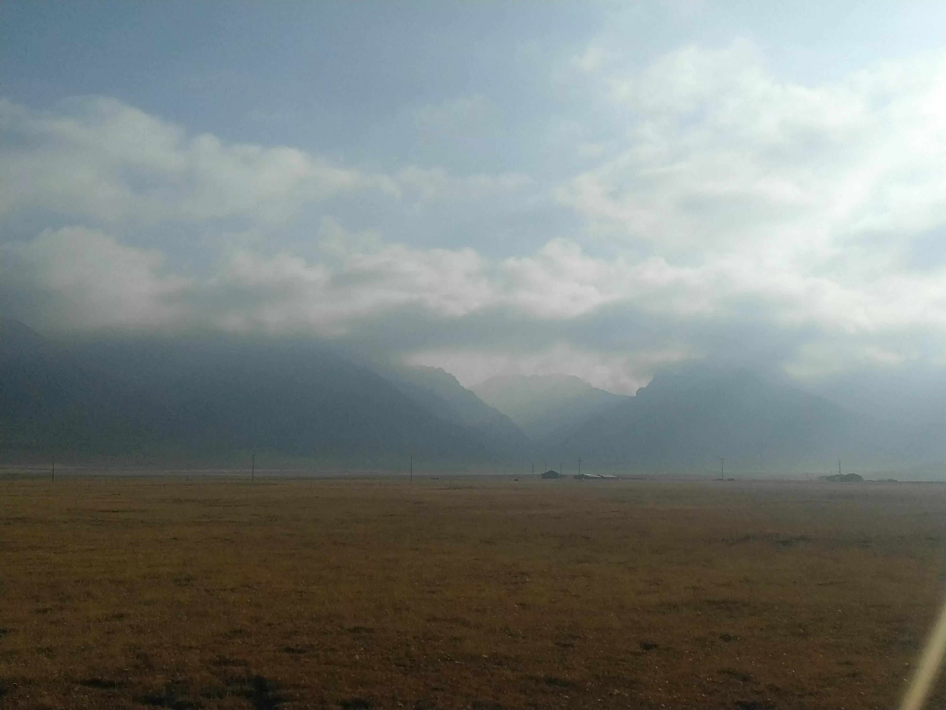 从甘肃翻越祁连山到青海,从肃北到青海沿途风景