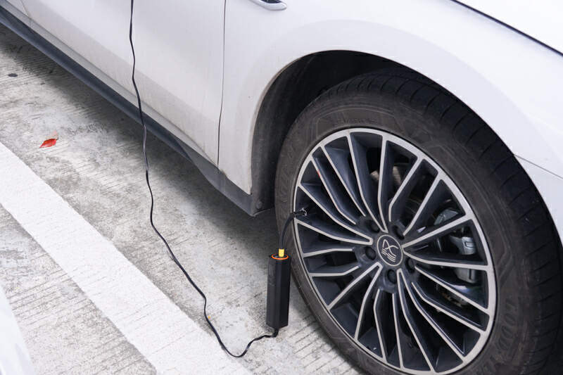 倍思超迷你充气泵产品说明书,小型静音充气泵测评