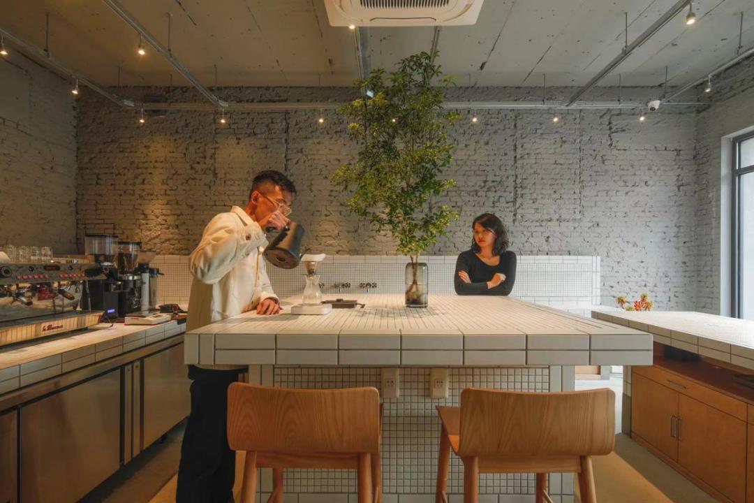 2022，你还相信开店吗？|疫情下来自21位「店主」的自述