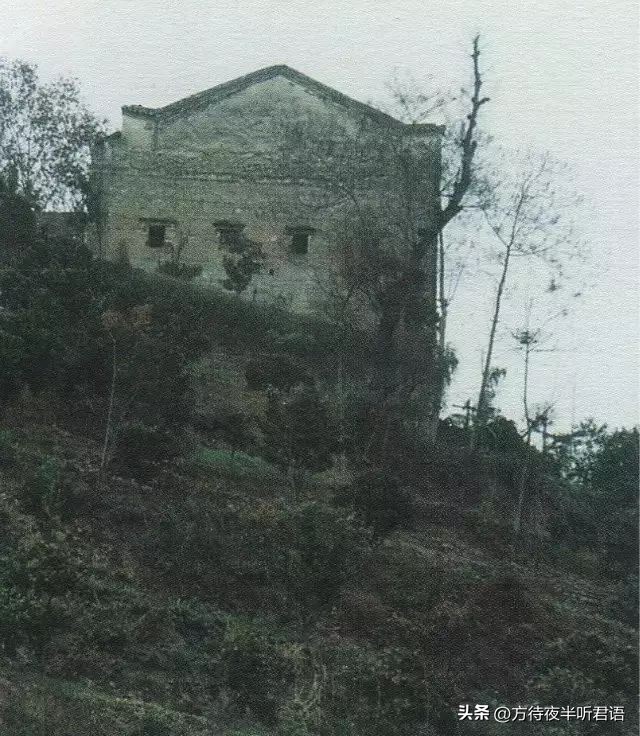 人间梦幻古建筑,仙境云雾缭绕古建筑
