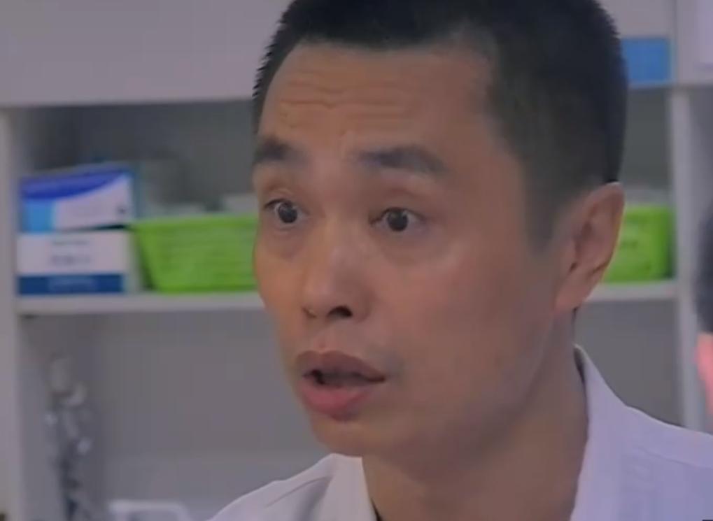 53岁父亲遭受车祸九死一生,父亲被卡车拦腰碾压救活了吗