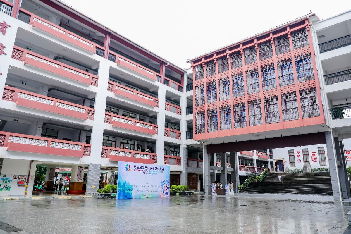 第三届文明礼仪小天使大赛,桂林文明礼仪比赛