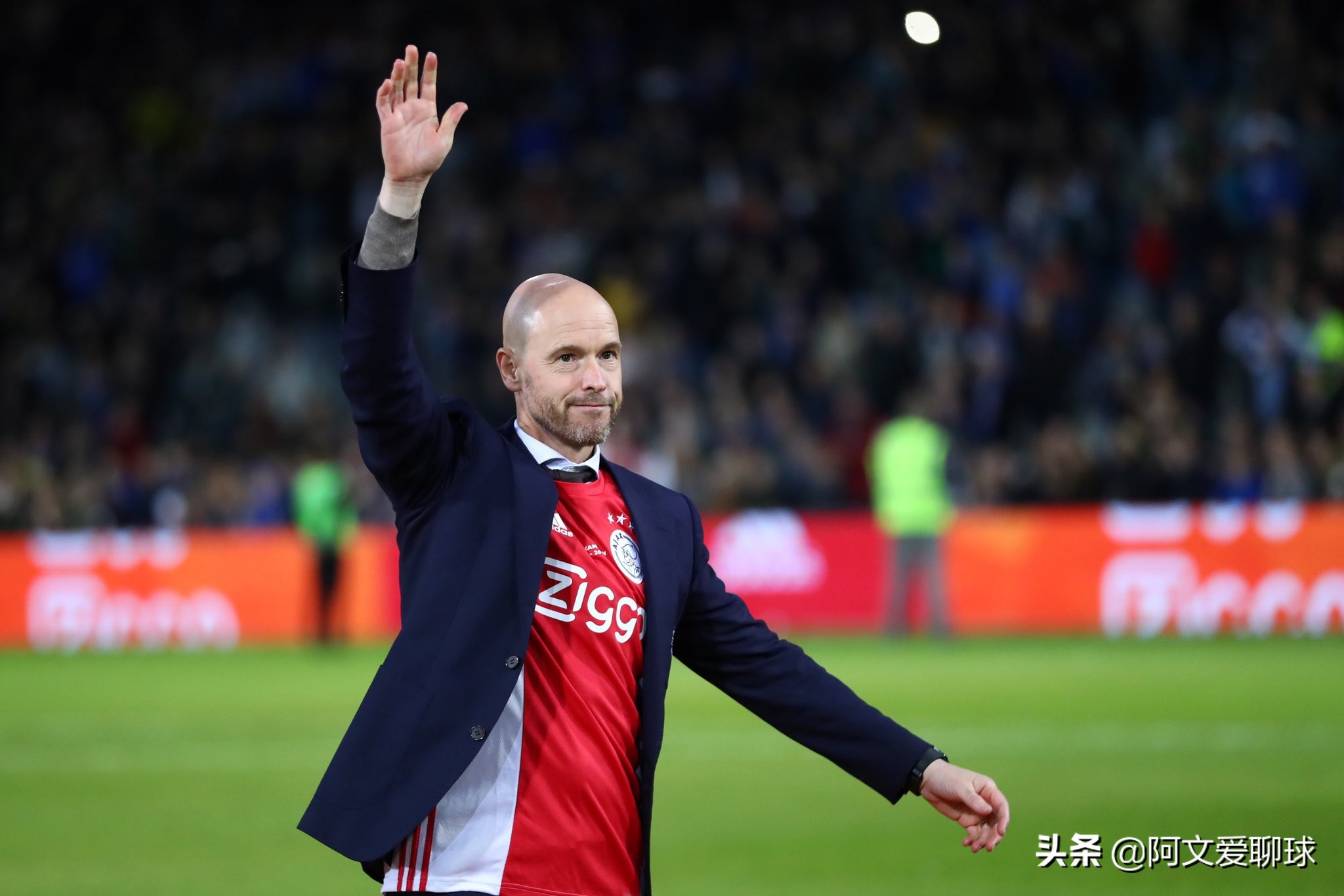 c罗在曼联打拿过金靴吗,c罗回归曼联首训18年时光恍如隔世