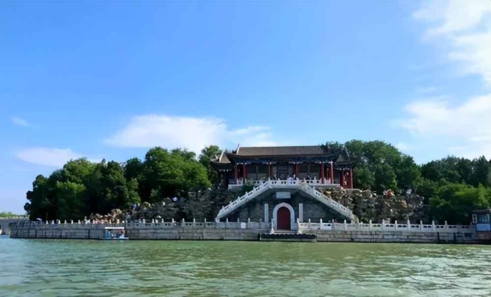 毛主席的幽默，你知道多少？一个哲学“梗”难倒苏联大使！