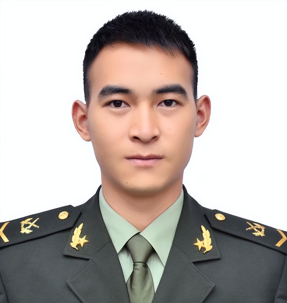 中国排雷英雄杜富国授勋仪式,排雷英雄杜富国八一勋章视频