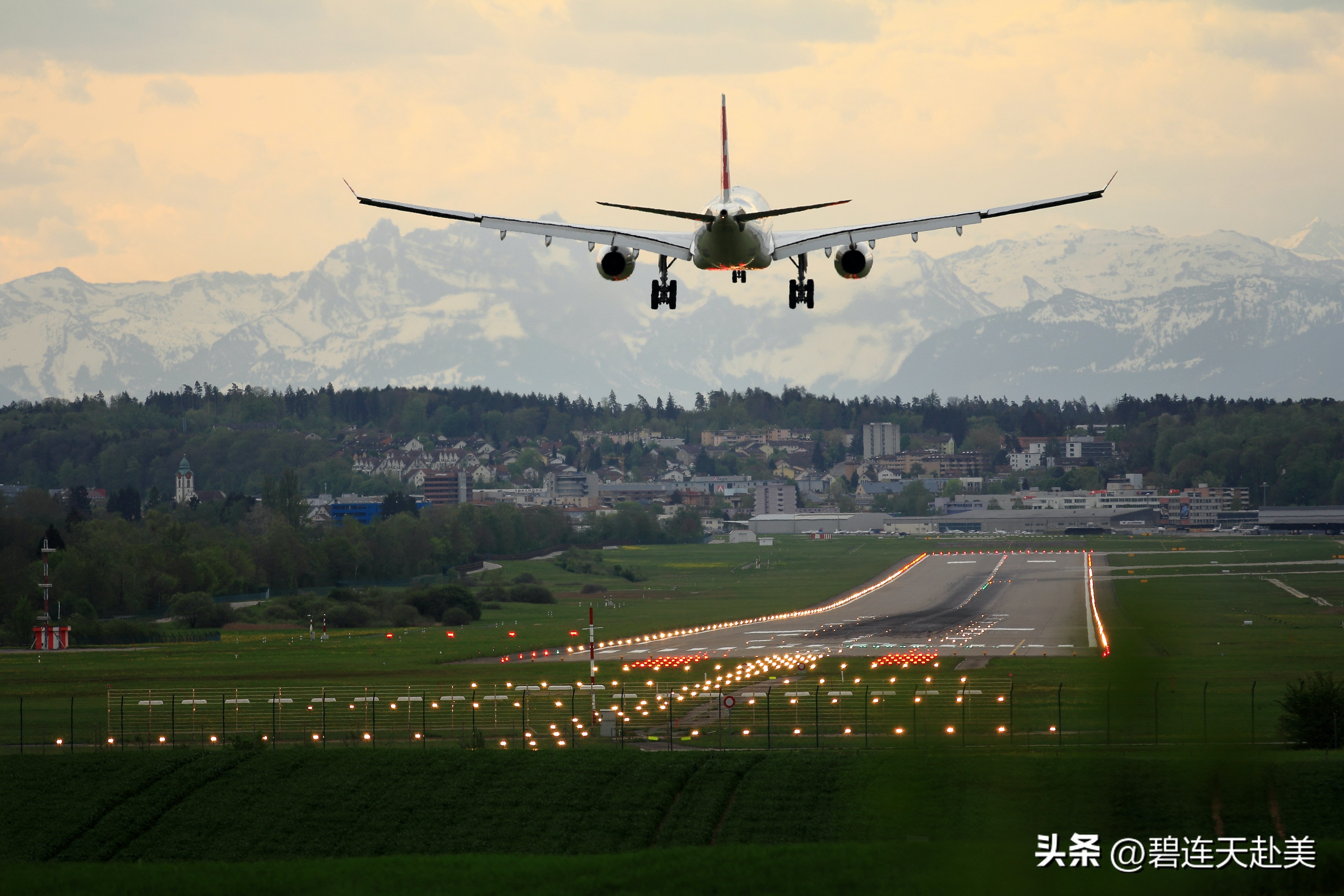 旅行社助我父母经香港转机回国