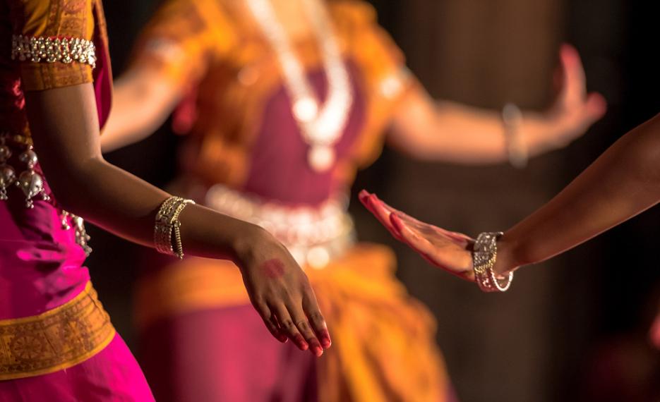 印度舞蹈与敦煌舞蹈,印度舞蹈融合东方舞蹈