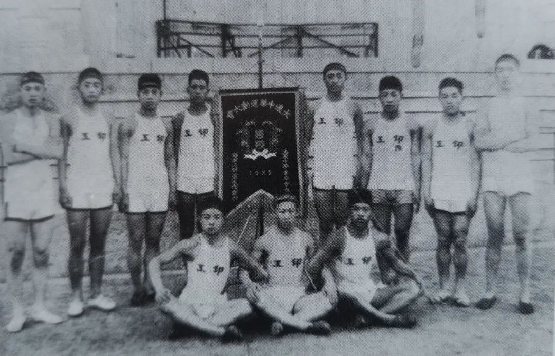 鍔冲姩鍏洯鐏溅澶翠綋鑲插満,婊￠搧