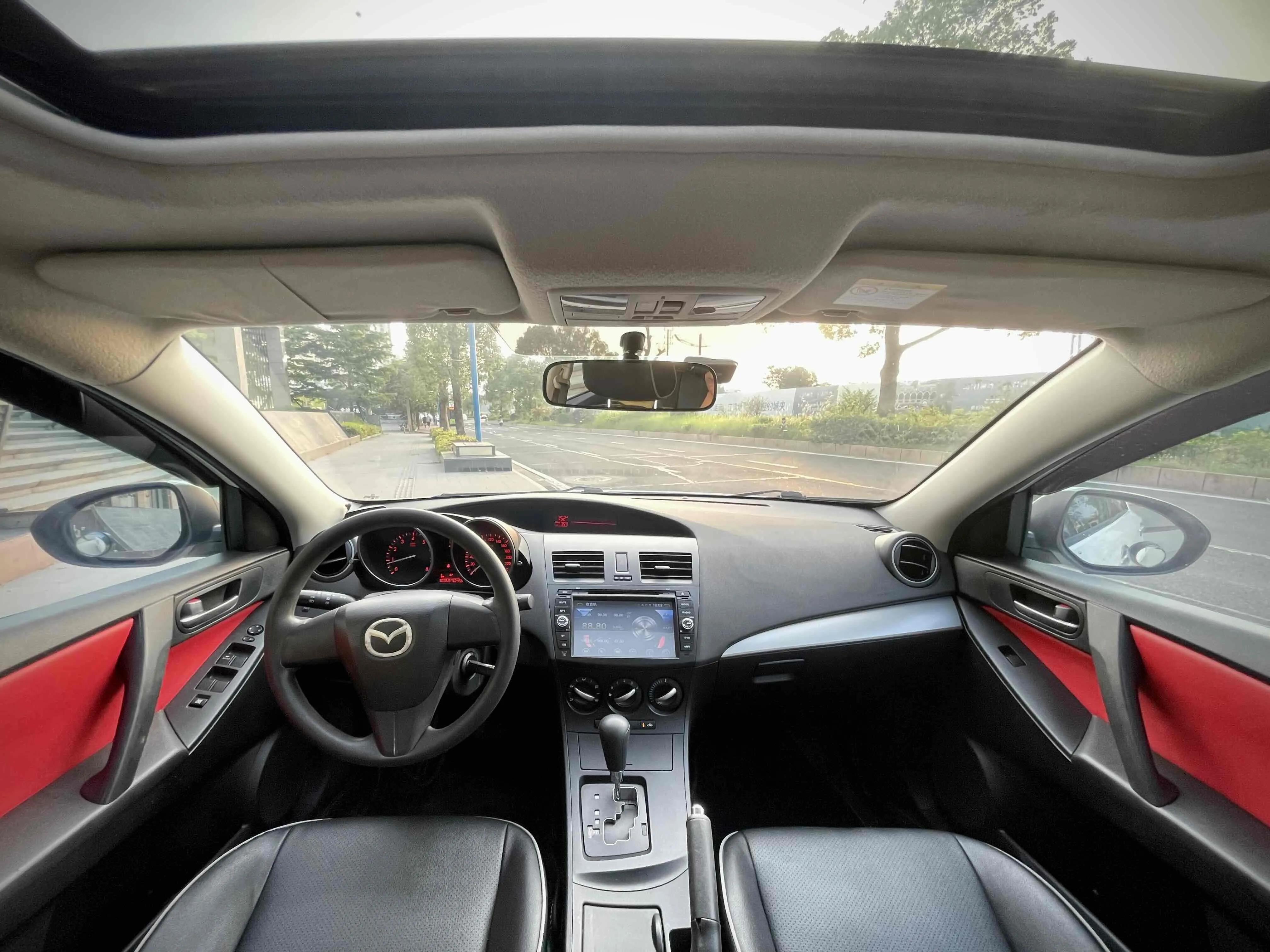 马自达3星骋11款图片,马自达3星骋两厢2012款1.6自动