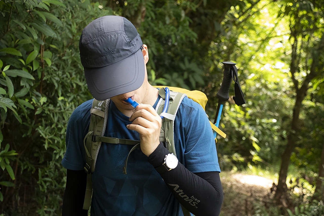 一日行程背包,deuter多特30l轻便型登山背包