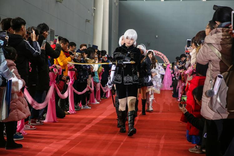 在二次元消费盛行的当下,年轻人二次元消费