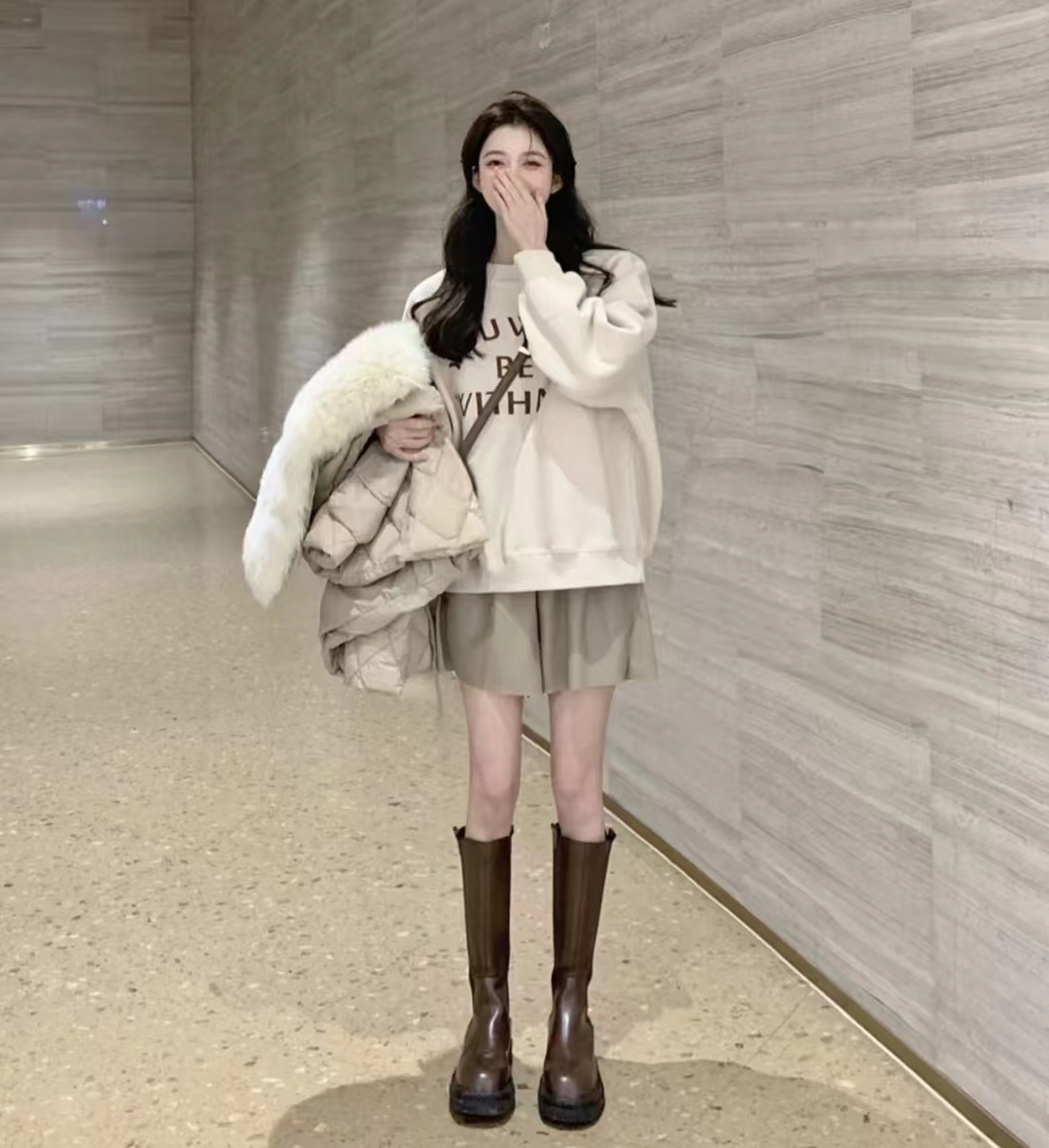 好穿又好搭时尚长筒宽靴,棕色长筒靴子女2022爆款洋气气质