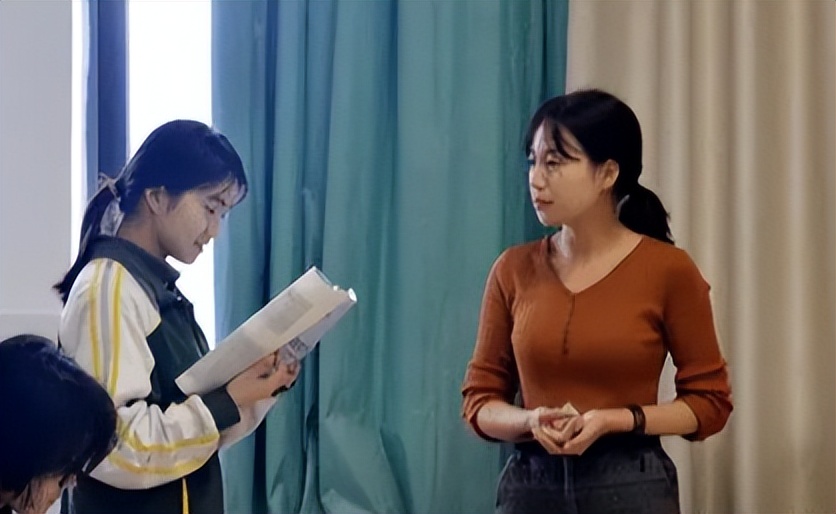 不接受学生道歉,不接受道歉女孩