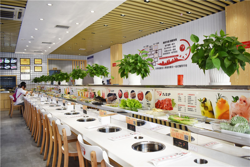 小火锅的行业发展趋势,旋转小火锅餐饮市场前景如何