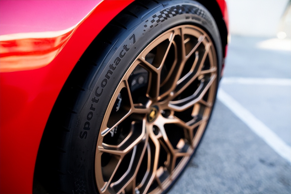 倍耐力耐磨指数最高的轮胎,倍耐力哪款轮胎适合性能车