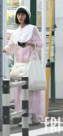 日本明星穿搭女装私服,日本明星最新时尚穿搭