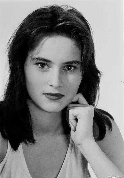 特朗普的虎妻伊凡娜：40岁被丈夫情人逼宫离婚，59岁四婚照样精彩