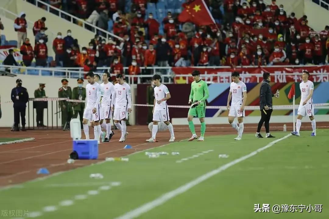 中国男足恭贺获得亚洲杯冠军,中国男足亚运队时隔晋级8强