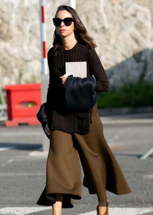 不同肤色的人怎么选择适合的颜色,不同肤色该怎么选棕色