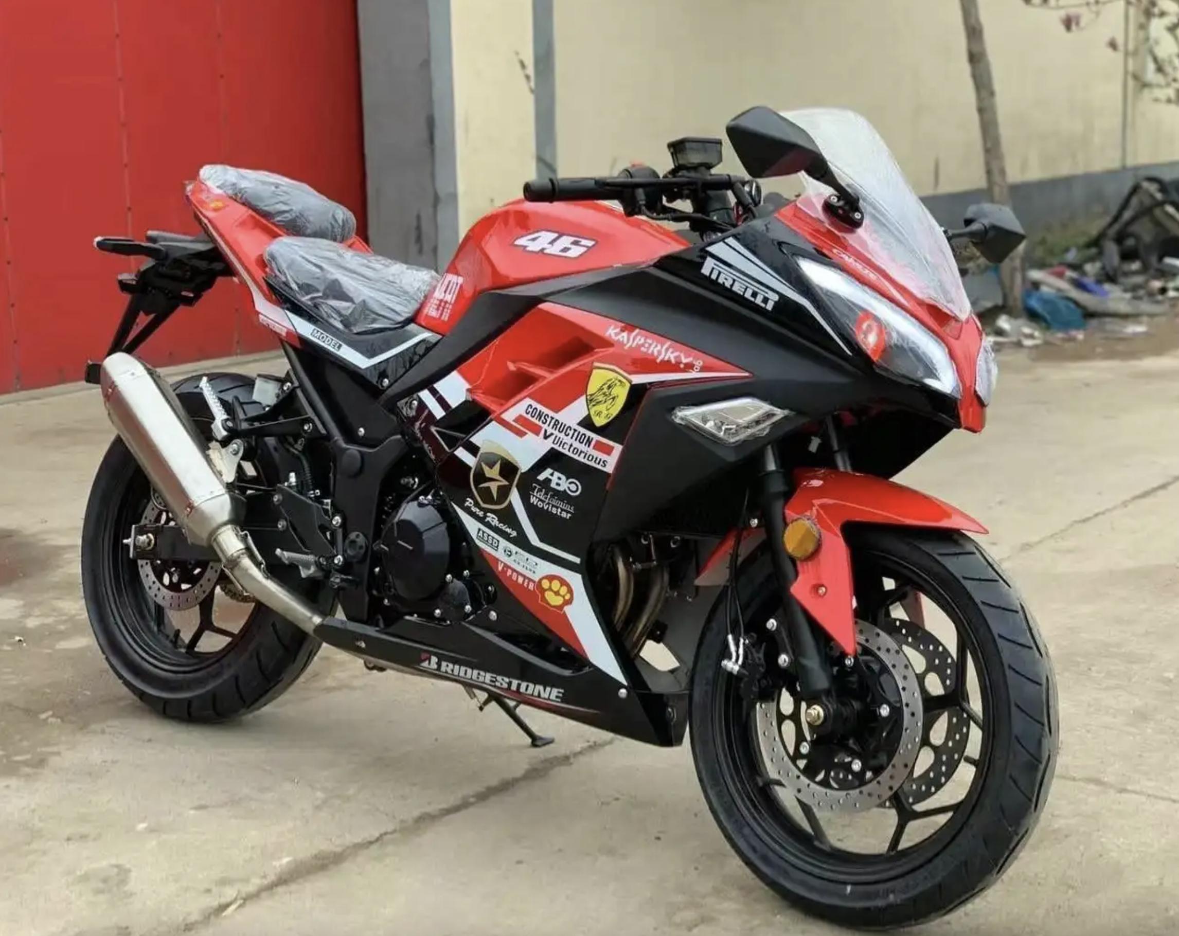 仿赛车型地平线摩托车,地平线仿赛摩托车