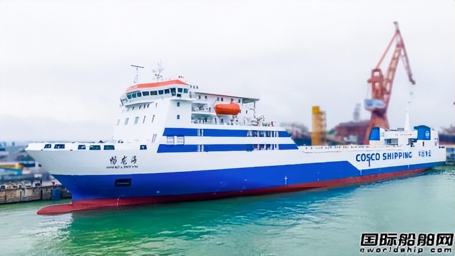 又一艘,3000吨级多用途船