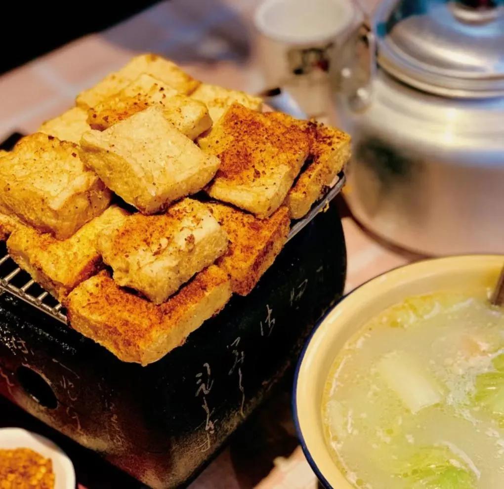 昆明及周边特色川滇味餐厅,昆明市藏在巷子里的老火锅