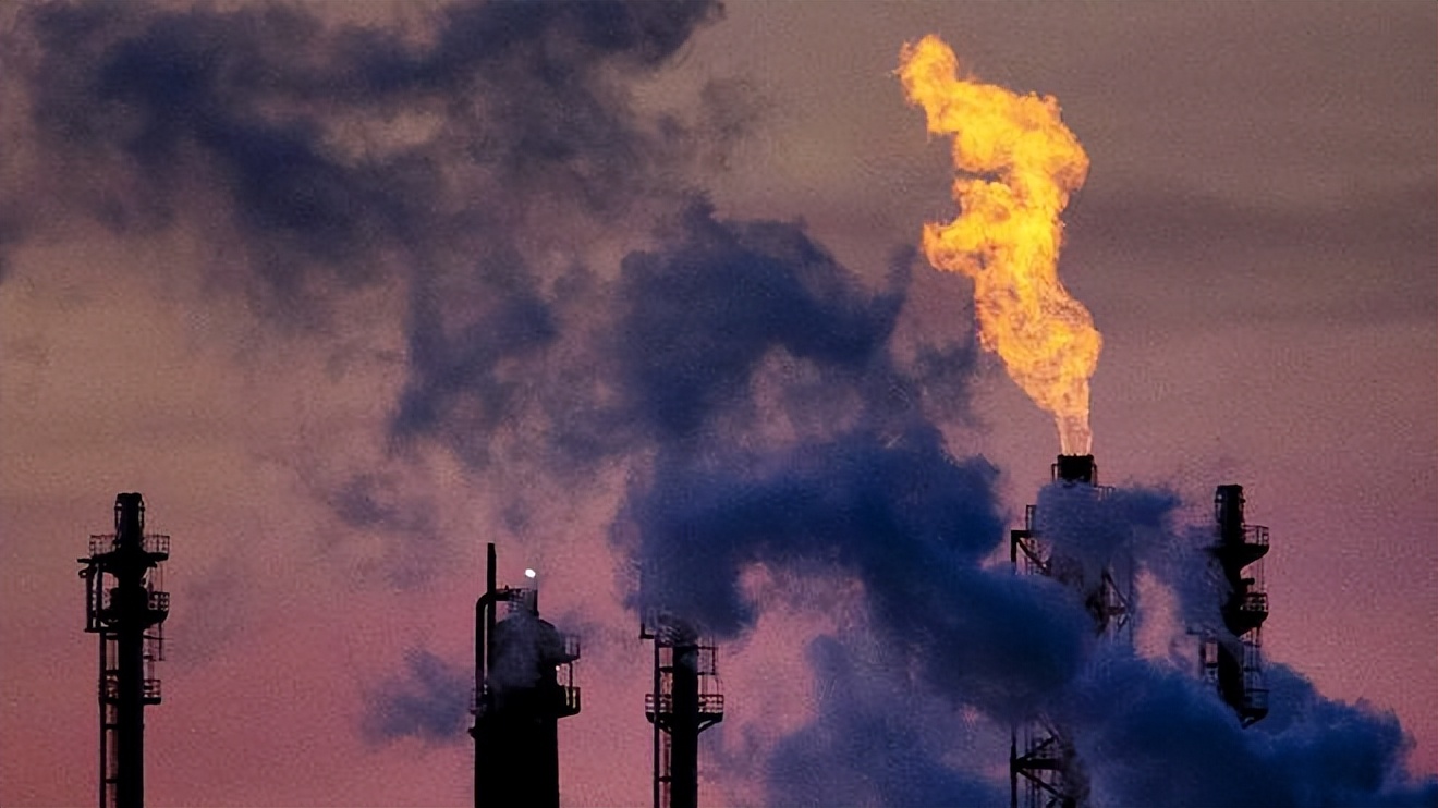 欧洲领导只剩无能狂怒!普京的“礼物”很多,断气只是灾难的开始