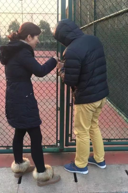 星光不负追梦人下一句,星光不负追梦人全文