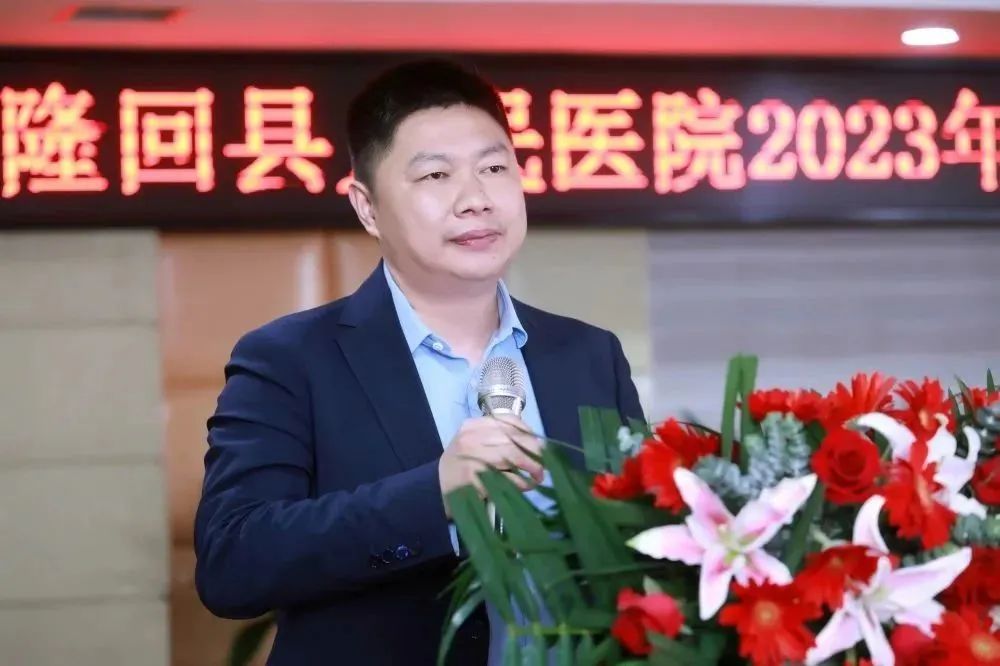 发展护士队伍改善护理服务演讲稿,发展护士队伍改善护理服务黑板报