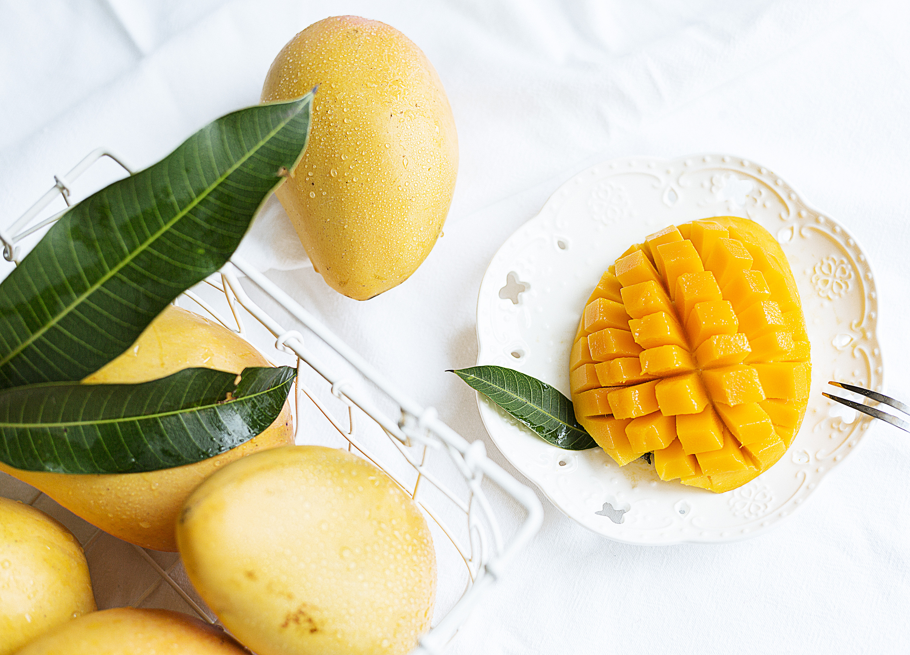 夏天吃哪些既清凉又健康水果,夏天到了这4种水果可多吃消暑