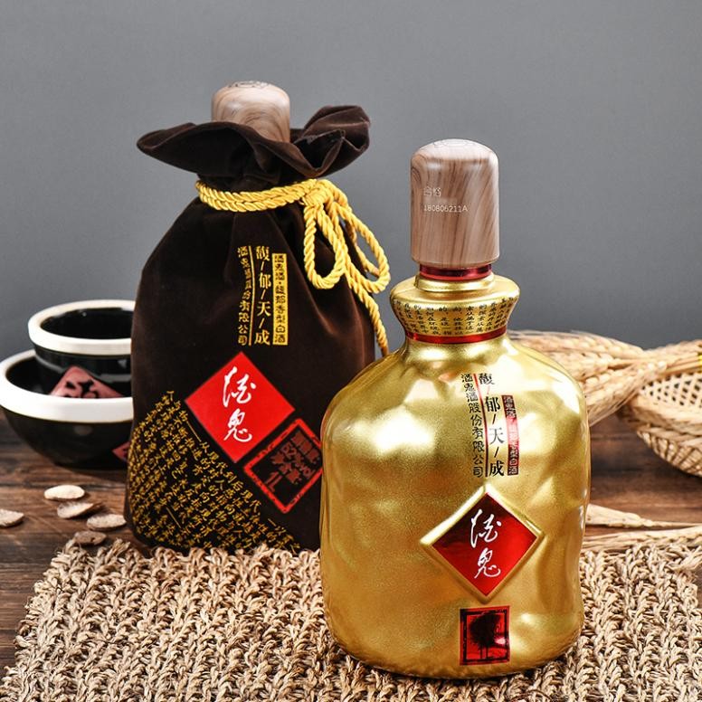 男人过了30岁就别天天喝饮料了,男人过了50岁就不要乱喝酒