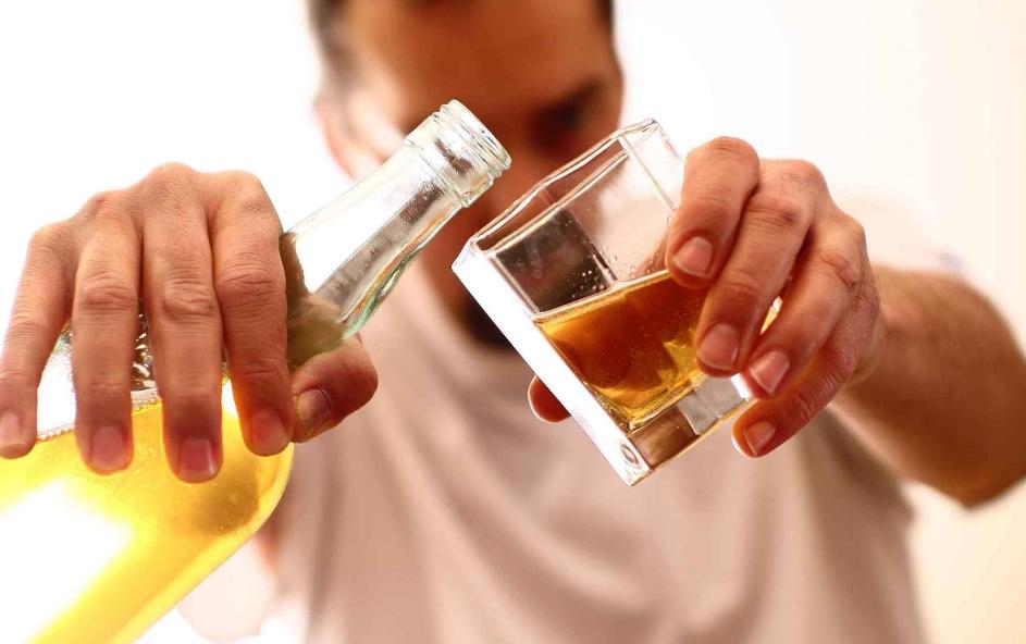 烟瘾酒瘾是心理作用还是身体感受,烟瘾和酒瘾原因