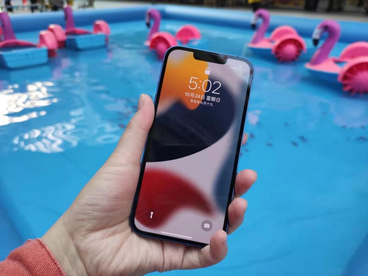 iphone13到底现在值不值得入手,iphone13值得买吗信号好吗