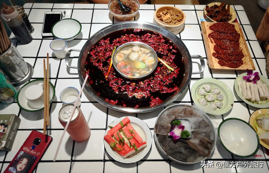 川西稻城亚丁四姑娘山色达路线,川西旅游色达佛学院