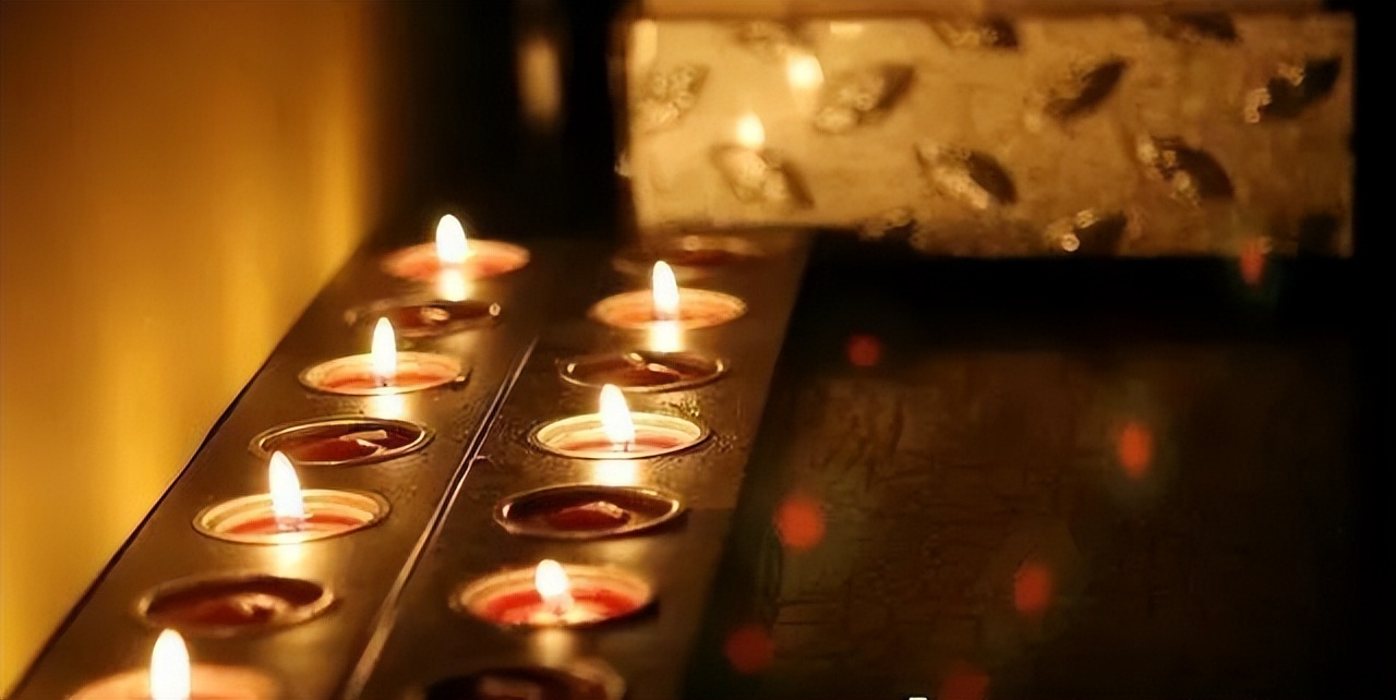 悼念亲人离世一年的话,悼念逝世亲人的话语