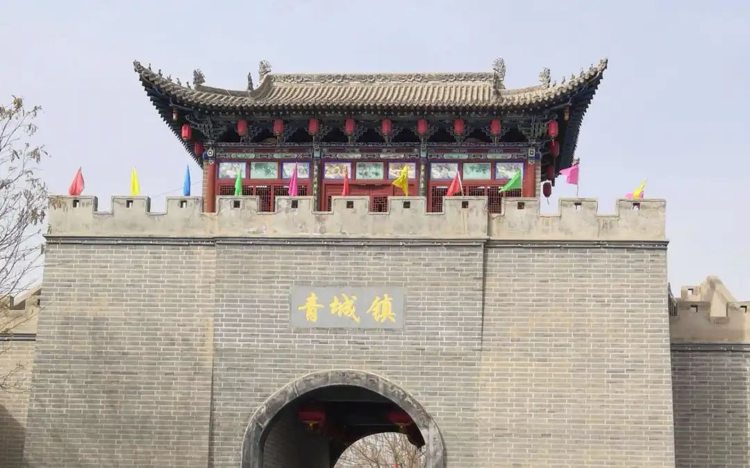 比年味谁更浓？谁能比得过花灯锦簇的栖云！