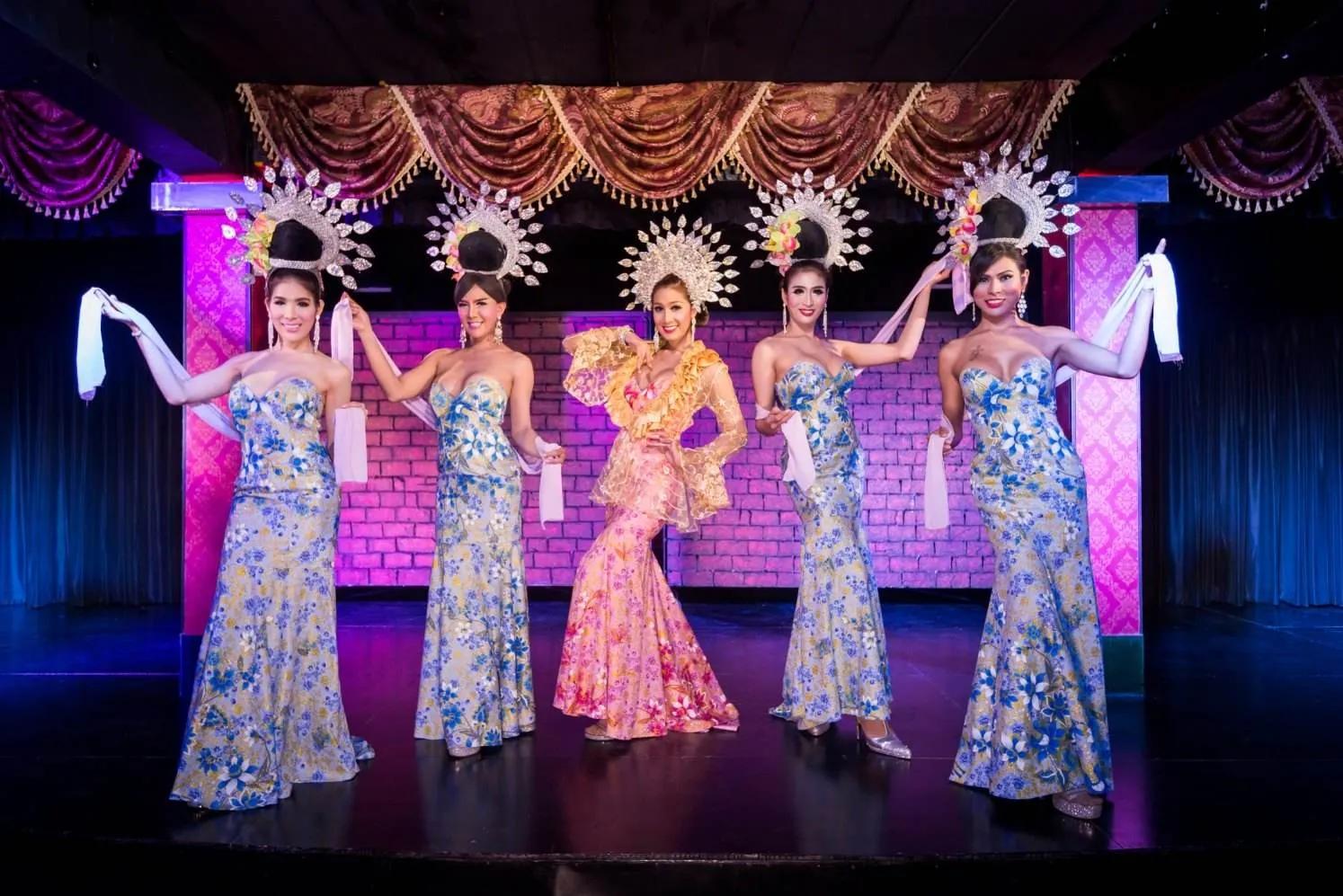 悲惨的特色旅游产业，泰国人妖是如何形成的呢？