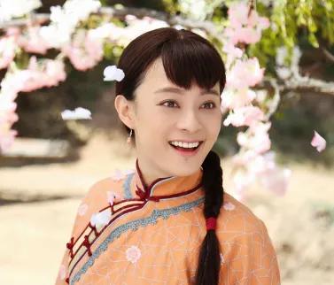 最具美人脸的十位女星,蒜头鼻小眼睛方脸却很漂亮的女星