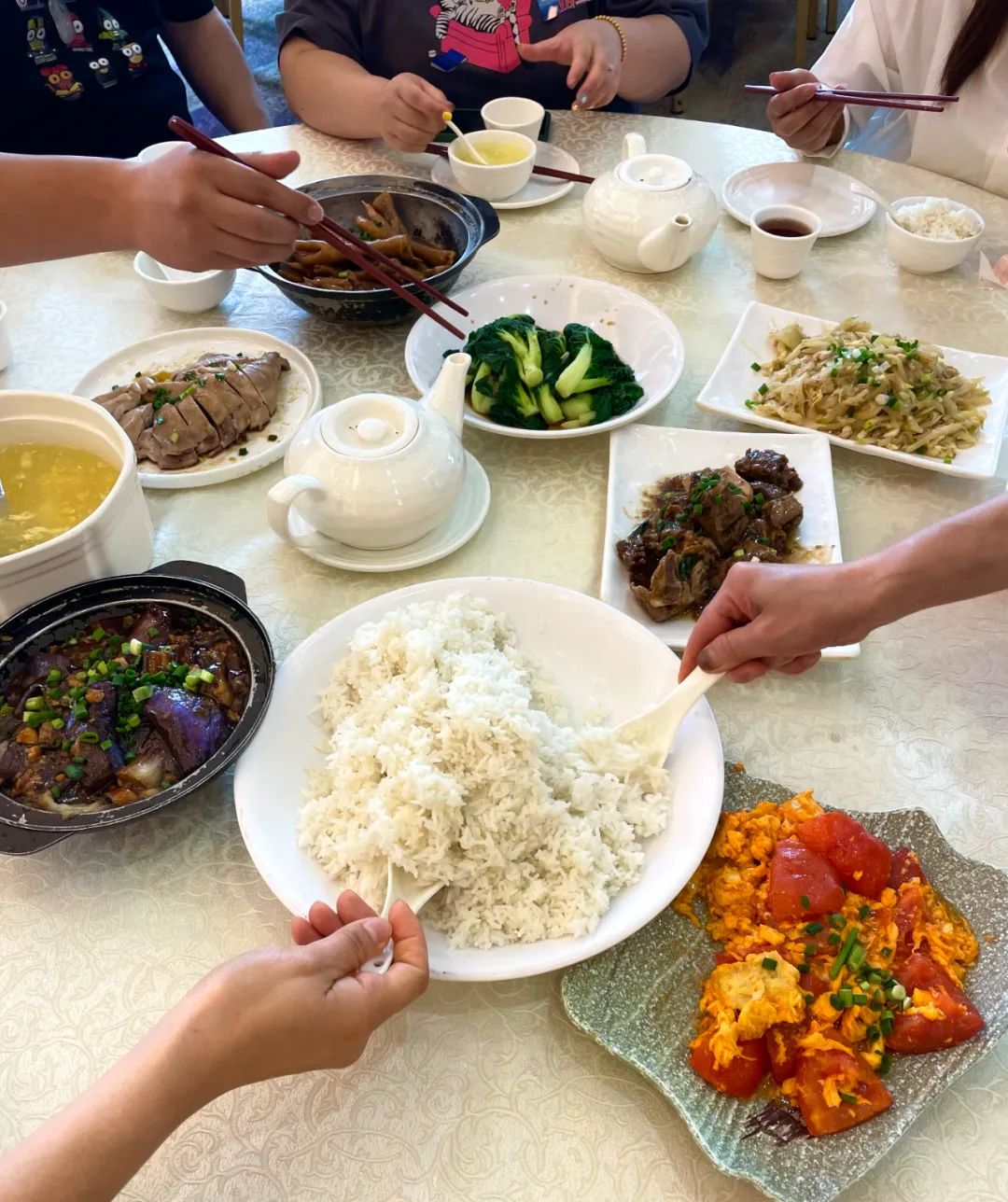 香港10日游低价团,香港旅游5天4晚团购价含机票