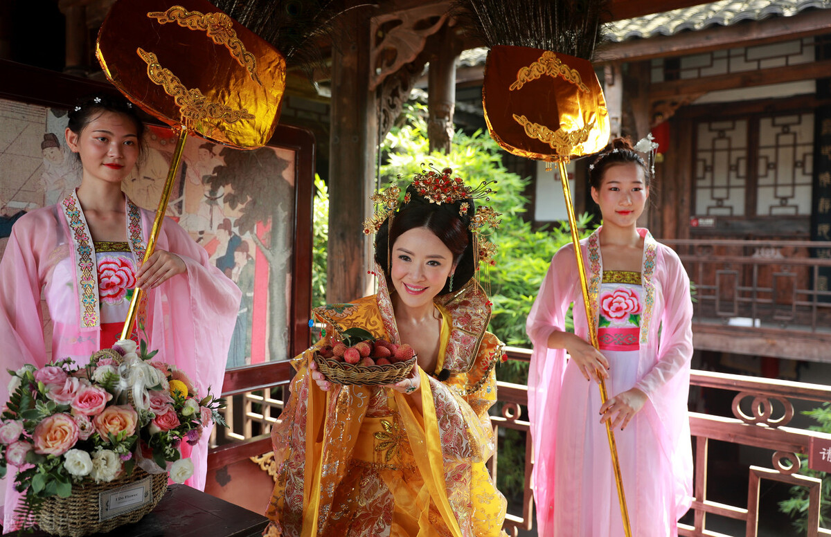 唐玄宗和杨贵妃的爱情故事电影,杨贵妃和唐玄宗爱情故事动画片